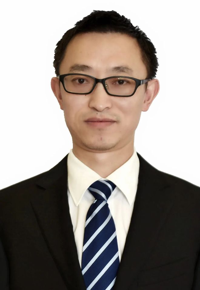 kaiyunapp-斯图加特迎社区盾关键赛,集结日回应争议,引发热议,医务组通报恢复的简单介绍