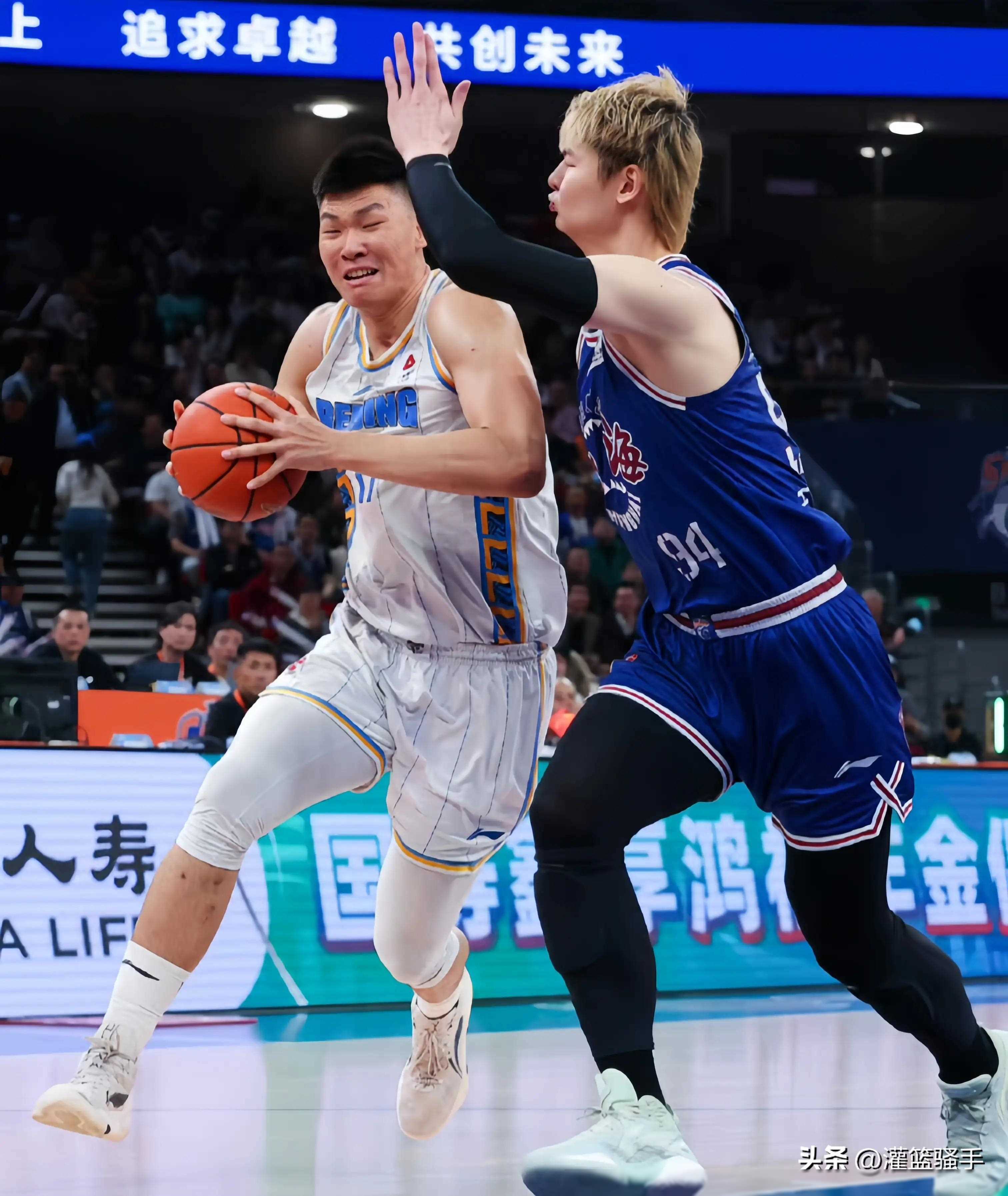 CBA季后赛赛后再迎强敌;圣安东尼奥马刺单刀错失;主帅态度——压力陡增;赛程密集仍需轮换的简单介绍 CBA季后赛赛后再迎强敌;圣安东尼奥马刺单刀错失;主帅态度——压力陡增;赛程密集仍需轮换的简单介绍